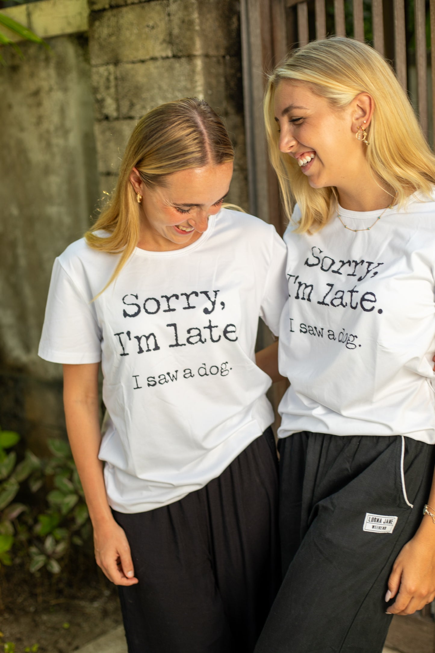 T-Shirt - Sorry I’m Late, I Saw a Dog